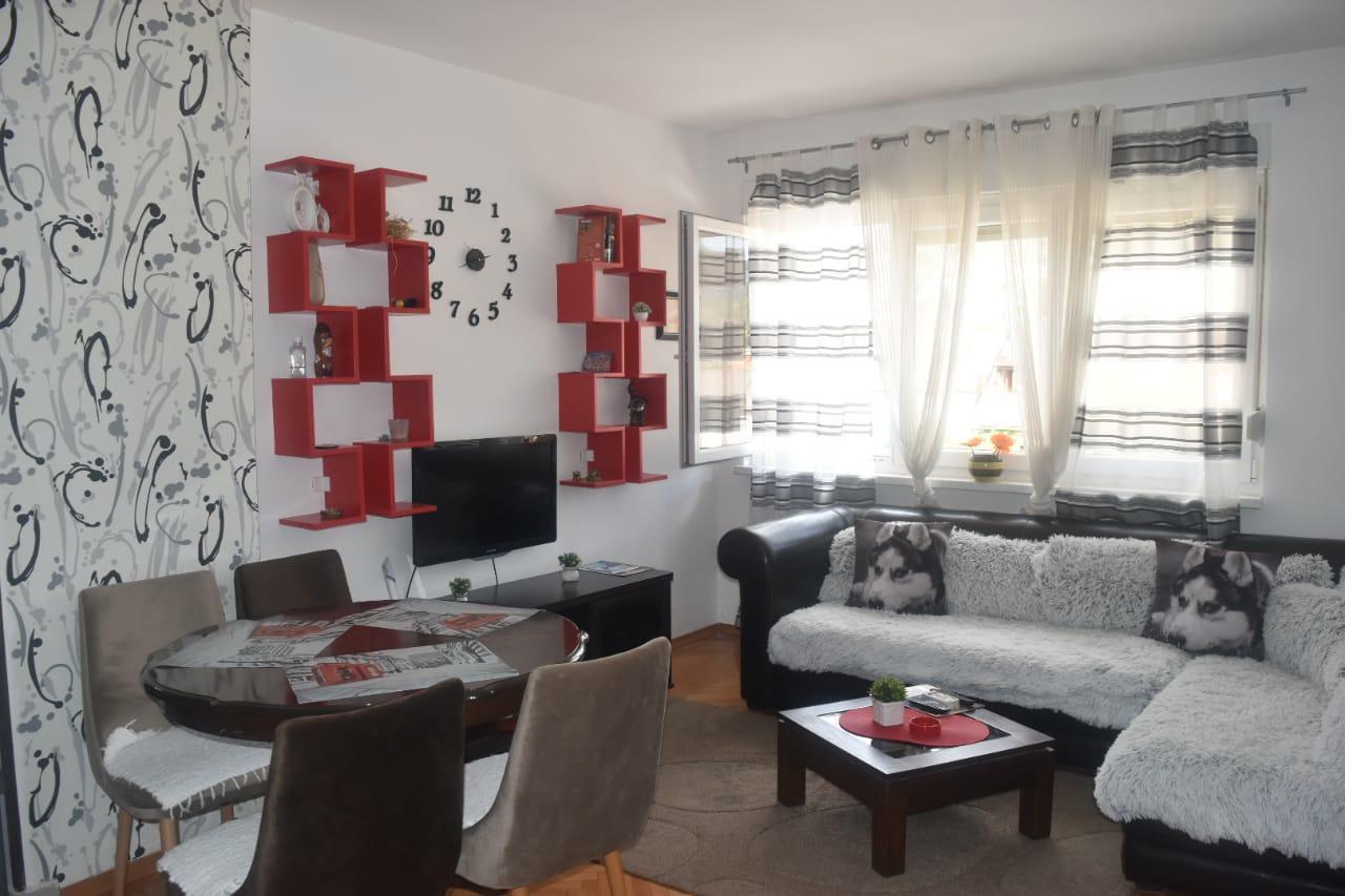 Apartment Tea ツェティニェ エクステリア 写真